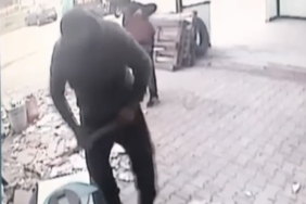 Rahat tavırlarla hırsızlık kamerada