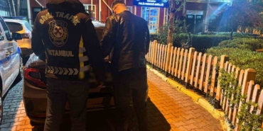 Maltepe’de ambulansa yol vermeyen ehliyetsiz sürücüye para cezası