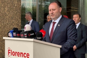 KKTC Meclis Başkanı Ziya Öztürkler, Sırrı Süreyya Önder’i hastanede ziyaret etti