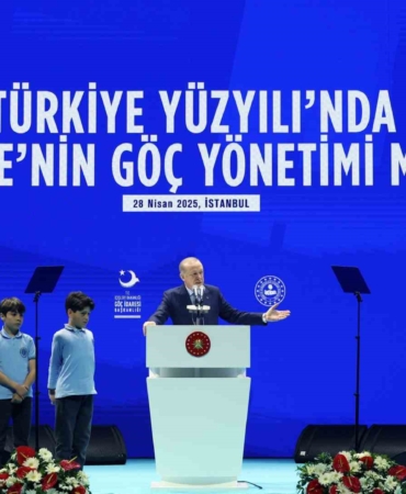 Cumhurbaşkanı Erdoğan "Türkiye’de toplam 4 milyon 33 bin göçmen var"
