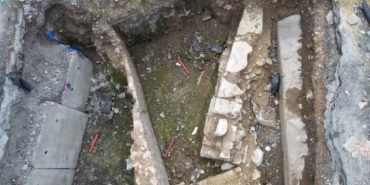 Eminönü’nde İBB’nin 6 yıldır bitmeyen yol çalışması çileye dönüştü