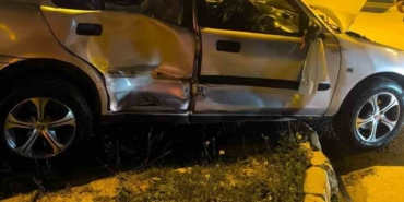 Bilecik’te otomobil ile halk otobüs çarpıştı: 3 yaralı