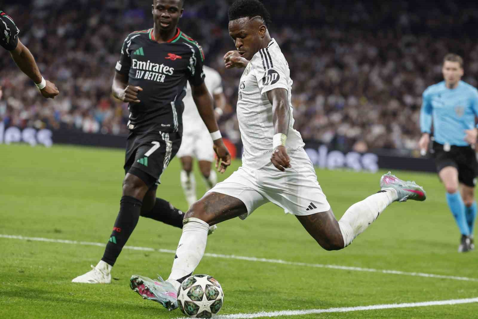 Bayern Münih ve Arsenal yarı finalde