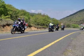 Tekirdağ’da 500 motosikletli, turizm rotasında doğayla buluştu