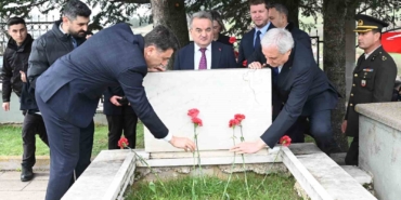 İkinci İnönü Zaferi’nin 104. yıl dönümünde Şehitlik’te anma programı