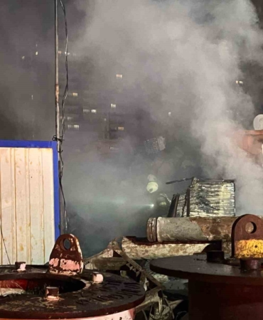 Başakşehir’de tamir atölyesinde çıkan yangın söndürüldü
