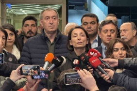 DEM Parti Eş Genel Başkanları, Sırrı Süreyya Önder’e hastanede ziyarette bulundu