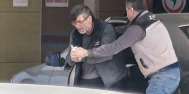 Elini makineye kaptıran işçinin 3 parmağı koptu