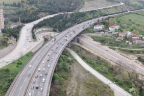 TEM otoyolunda trafik durma noktasına geldi