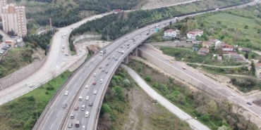 TEM otoyolunda trafik durma noktasına geldi