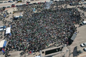 Binlerce Bursalı, şampiyonluk maçını beraber izledi