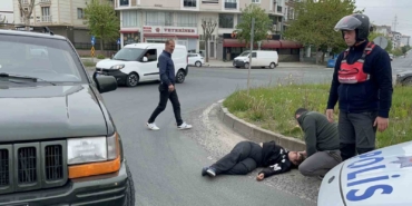 Kayıp genç kadını polis memuru buldu