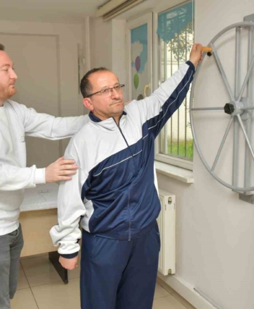Esenyurtlulara ücretsiz fizik tedavi hizmeti
