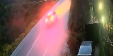 Bursa’da iki otomobil kafa kafaya böyle çarpıştı: 4 yaralı