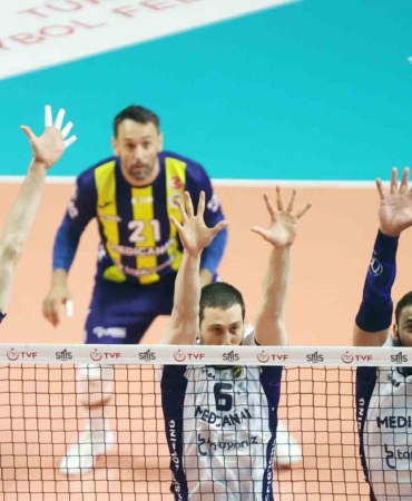 Fenerbahçe sezonu 3. sırada tamamladı