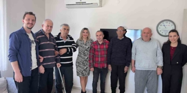 Ayvalık Kütüphanesinde özel öğrencilerden anlamlı sergi