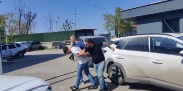 Kuyumcuyu silahla soymak isteyen şahıs ve arkadaşı tutuklandı