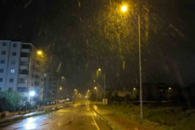Keşan’da beklenen kar yağışı başladı