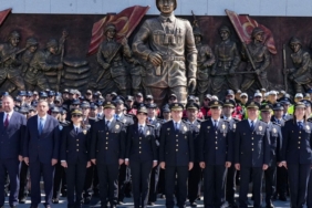 Çanakkale’de Polis Haftası sebebiyle Şehitler Abidesi ziyaret edildi