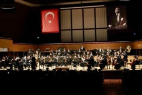 Prof. Dr. Ayhan Kızıl’ı 10. yıl anmak konseri