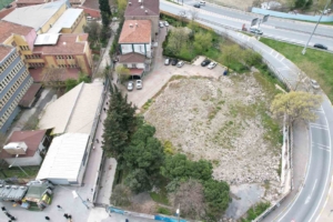 İmamoğlu Avcılar’daki hasarlı camiyi yaptıracağına söz verip yıktırmıştı