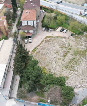 İmamoğlu Avcılar’daki hasarlı camiyi yaptıracağına söz verip yıktırmıştı