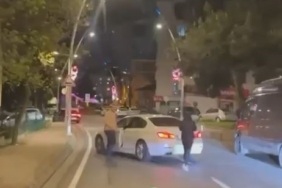 Büyükçekmece’de yol kesip aracı yumruklayan sürücü kamerada