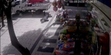 Bandırma’da kaldırım tehlikesi: Her hafta biri düşüyor