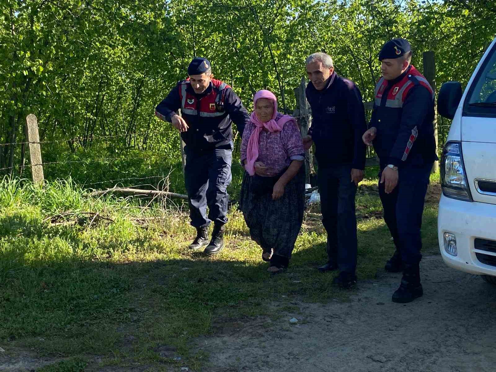 Zihinsel engelli kadının kayıp ihbarı ekipleri harekete geçirdi