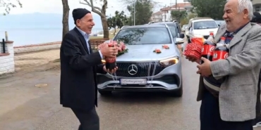 Ketçaplı mayonezli yumurtalı damat