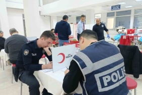 Edirne polisinden kan bağışına destek