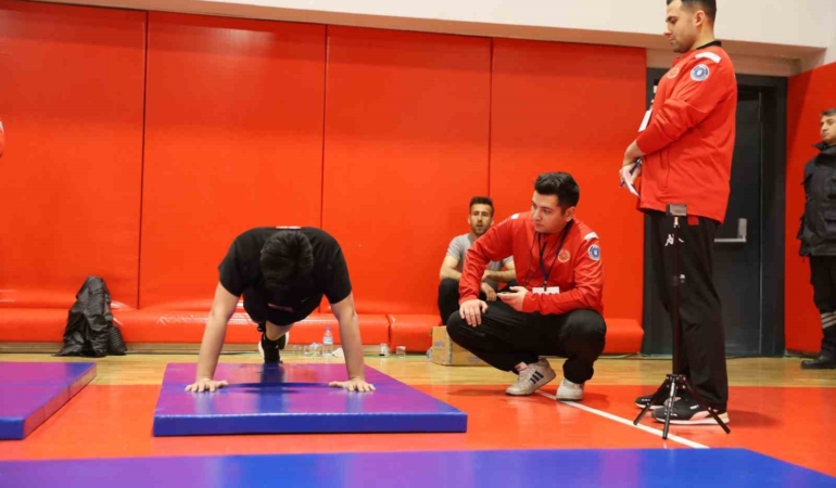 İtfaiye eri olabilmek için ter döktüler