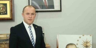 Yenişehir’de Kapalı Spor Salonu’nun parkeleri yenileniyor