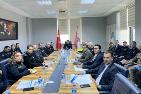 Edirne Emniyeti’nde değerlendirme toplantısı
