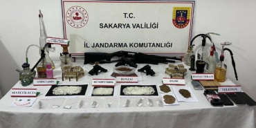 Jandarmadan uyuşturucu ve silah kaçakçılığı operasyonu: 2 tutuklama