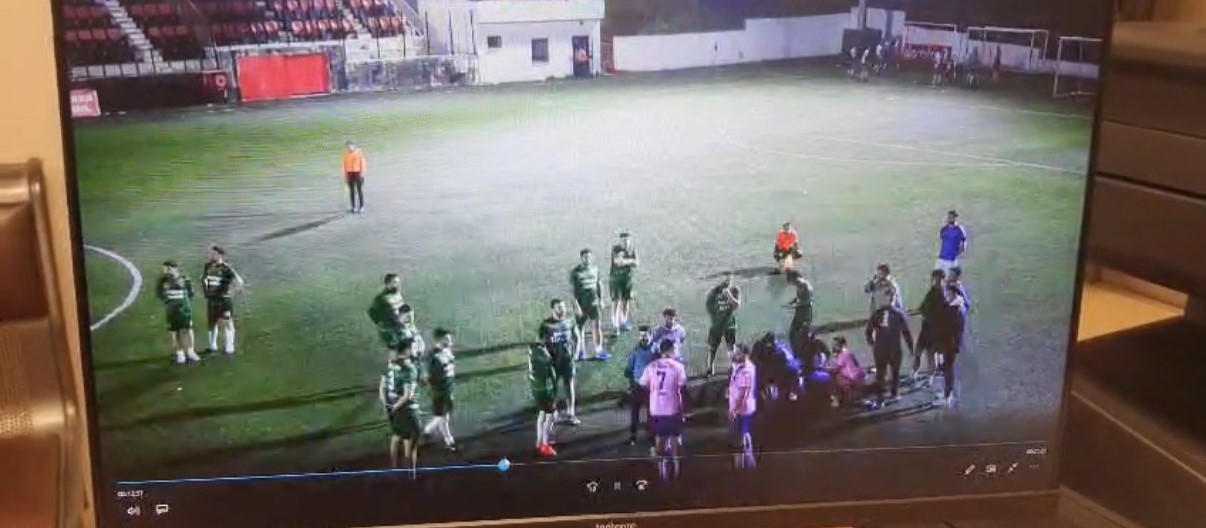 Maltepe’de halı sahada fenalaşan genç hayatını kaybetti