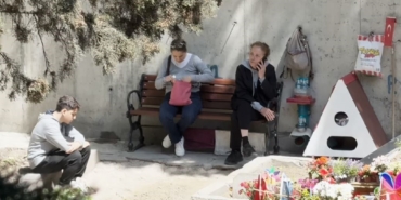 İtalyan şefin oğlu Mattia Ahmet Minguzzi’nin mezarını anneannesi ziyaret etti