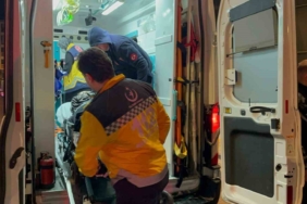 Edirne’de otomobil yaşlı kadına çarpıp kaçtı: 1 yaralı