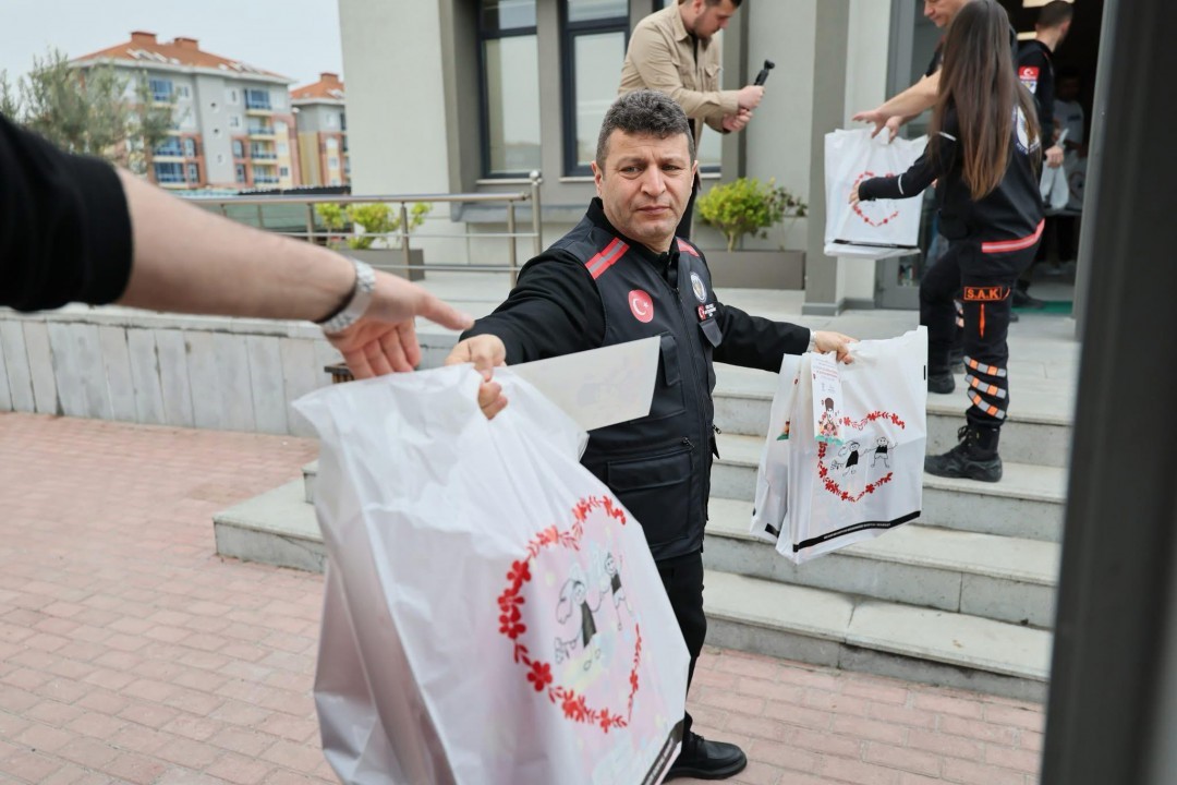 23 Nisan Ulusal Egemenlik ve Çocuk Bayramı’nda Hatay’daki çocuklar unutulmadı