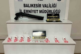 Balıkesir’de 833 adet sentetik ecza hap ele geçirildi