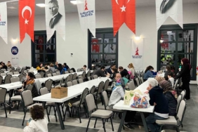 Deprem sonrası Sancaktepe Belediyesi vatandaşları yalnız bırakmadı