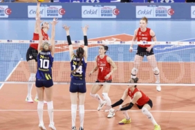 2025 Kadınlar AXA Sigorta Kupa Voley’de ilk finalist Fenerbahçe