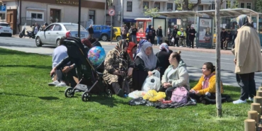Tekirdağ diken üstünde: Vatandaşlar parklara akın etti
