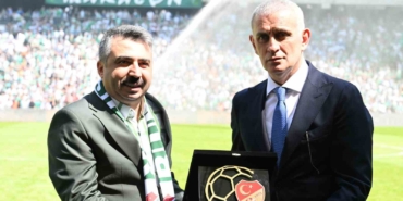 Bursaspor kupayı, Yıldırım Belediyesi ’Fair Play’i aldı