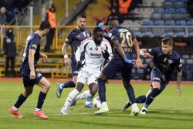 Trendyol Süper Lig: Kasımpaşa: 1 - Beşiktaş: 1 (Maç sonucu)