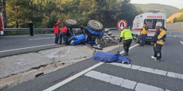 Traktör devrildi, sürücü hayatını kaybetti
