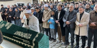 Üsküdar’da komşusu tarafından öldürülen adam son yolculuğuna uğurlandı