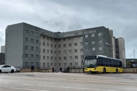 Bandırma’da teşhiste ihmal iddiasıyla 16 yaşındaki genç testisini kaybetti