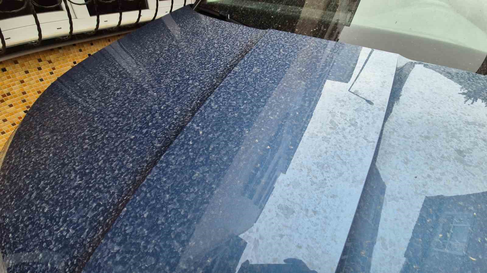 Tekirdağ’da araçların üzeri çamurla kaplandı