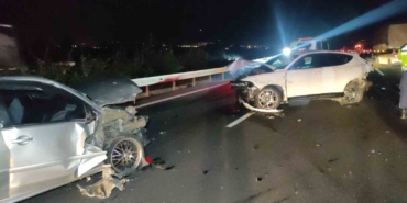 Otobanda 4 araç çarpıştı: 1 ölü, 7 yaralı